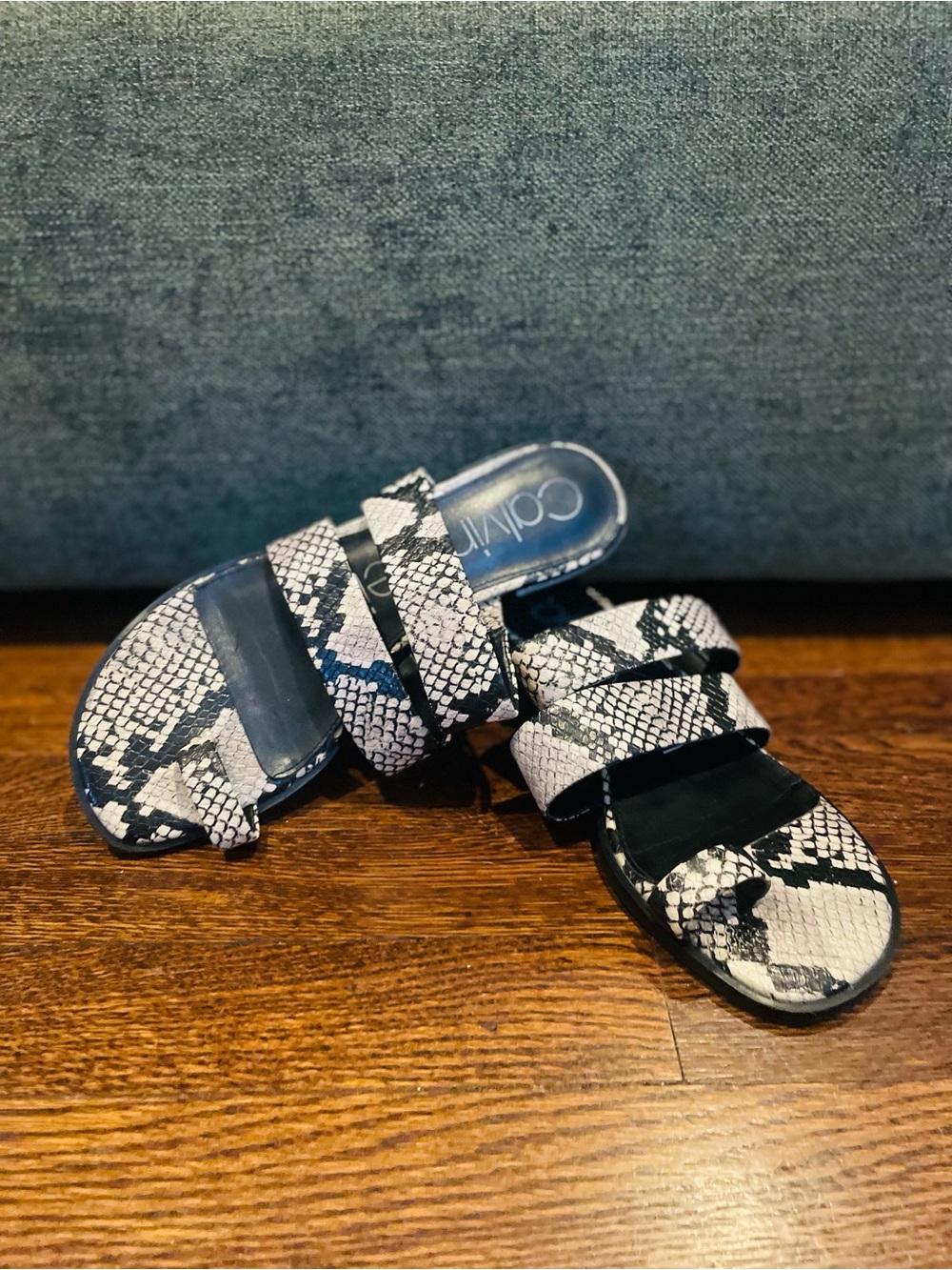 Calvin Klein Peggy Multi-Colored Snake Print Flat Sandals size 8.5